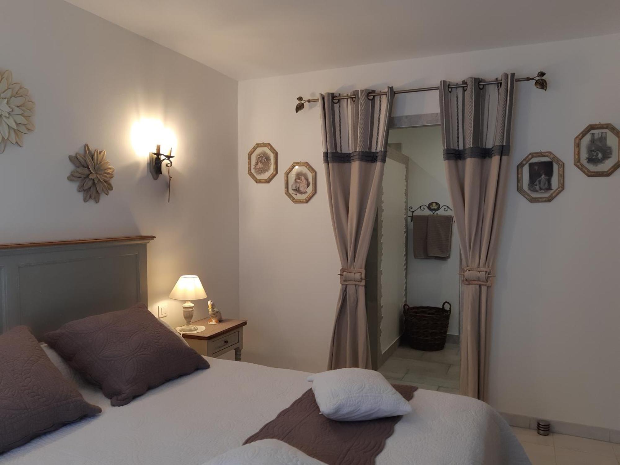 Les Chambres Manon - Piscine, Spa, Tennis Belcodene Eksteriør billede